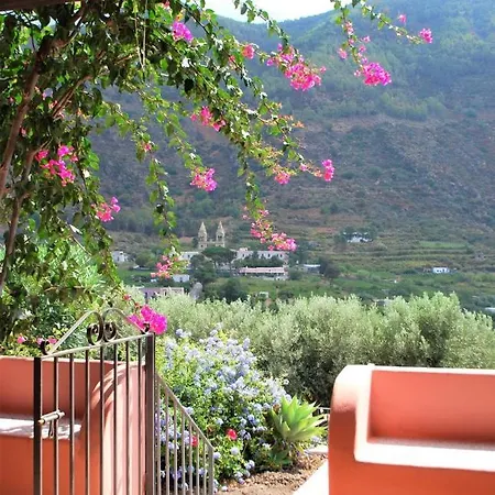 Casa I 10 Puleri - Ampio E Fresco Terrazzo Panoramico Holiday home
