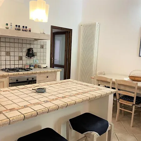 Casa I 10 Puleri - Ampio E Fresco Terrazzo Panoramico * Leni
