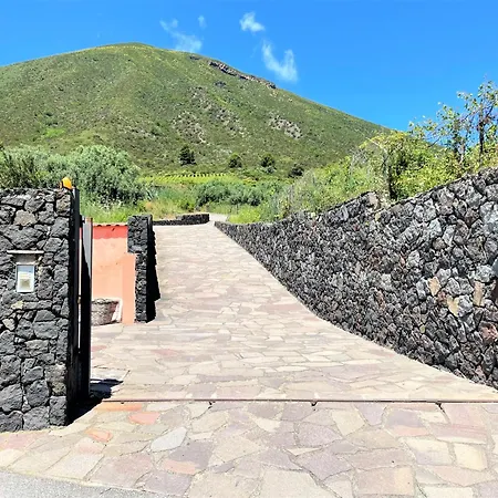 Casa I 10 Puleri - Ampio E Fresco Terrazzo Panoramico * Leni